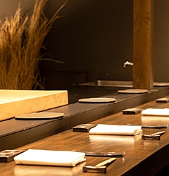 鮨　森学カウンター席